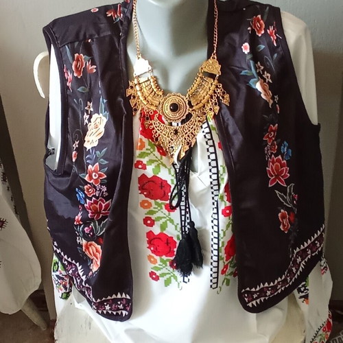 Ethno blouse, thin spring-autumn vest and handmade necklace set, new
