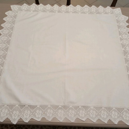 Set of handmade crochet doily and square new with daisy design