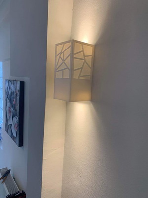 Επιτοιχο φωτιστικό απλίκα με δύο σποτάκια 3D εκτύπωση καινούργιο