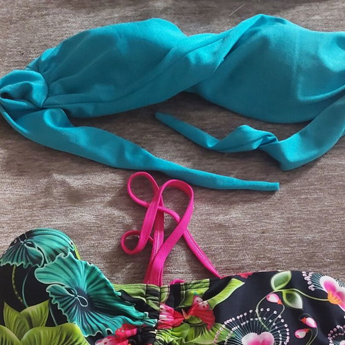 Top bikini size M pack of 3 used