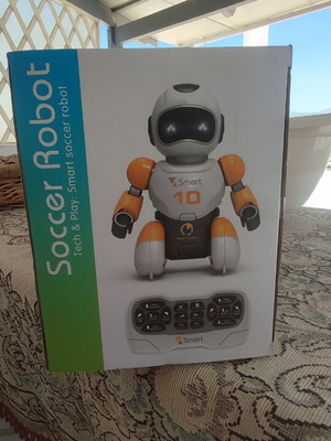 Soccer Robot new, with field and box