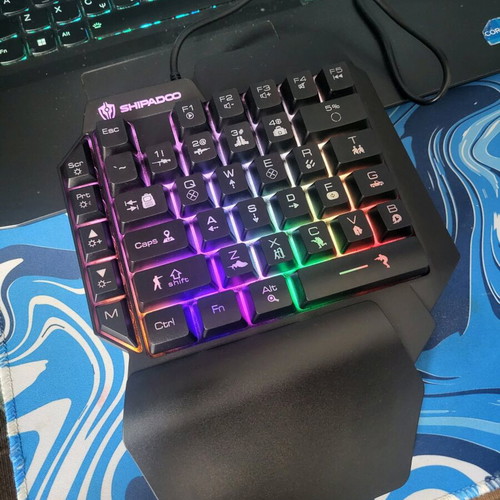 Gaming one-handed keyboard SHIPADOO new RGB