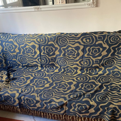 Double face throw like new 2.60x1.70