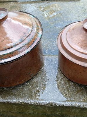 Σετ 2 τεντζερέδες χάλκινοι μεταχειρισμένοι με καπάκια