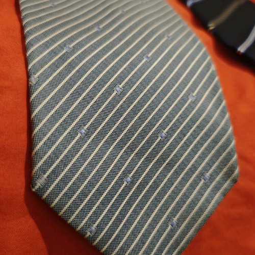 The Bostonians ties like new, multicolored