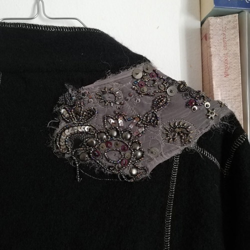 Derhy wool jacket small like new, black and gold