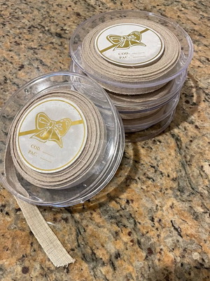 Linux ribbon like new pack of 4 pieces sand color