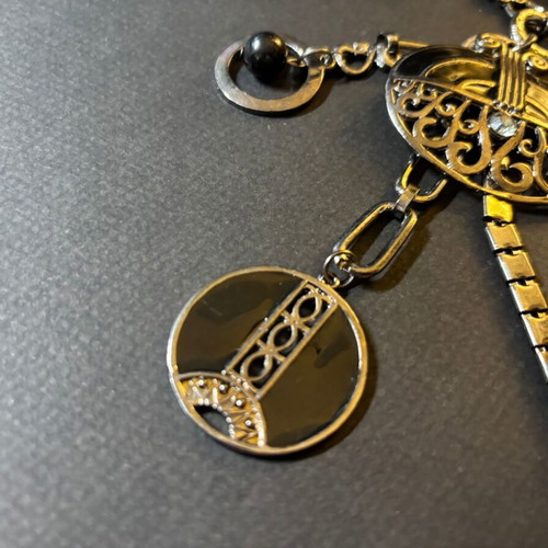 Metal necklace new, vintage style, gun metal color