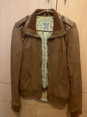 Pull & Bear Bomber leather jacket used, tan color