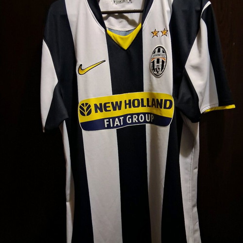 Juventus home jersey like new, size Medium