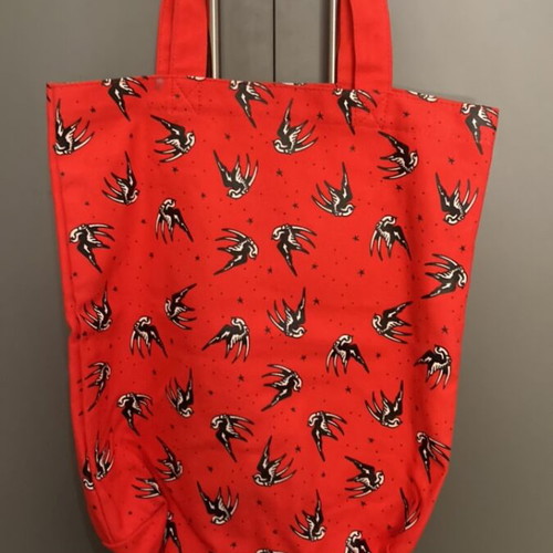 Fabric shoulder bag like new, red