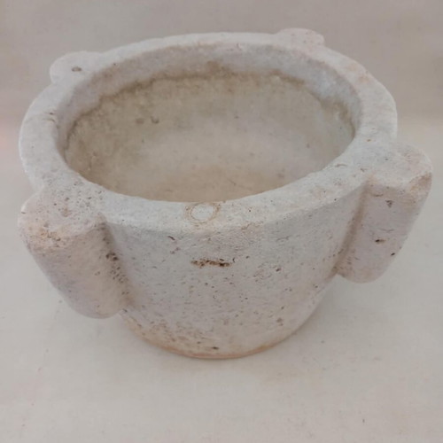 Stone Goudi 12 kg with 4 handles used
