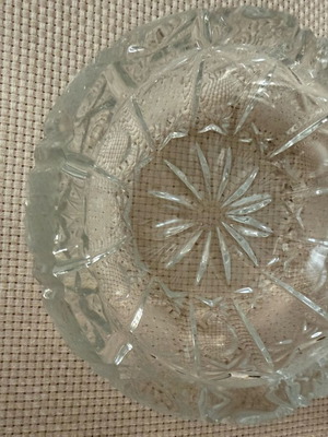 Crystal carved ashtrays like new vintage