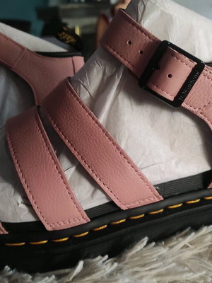 Σανδάλια Dr. Martens πέδιλα νούμερο 40 καινούργια ροζ