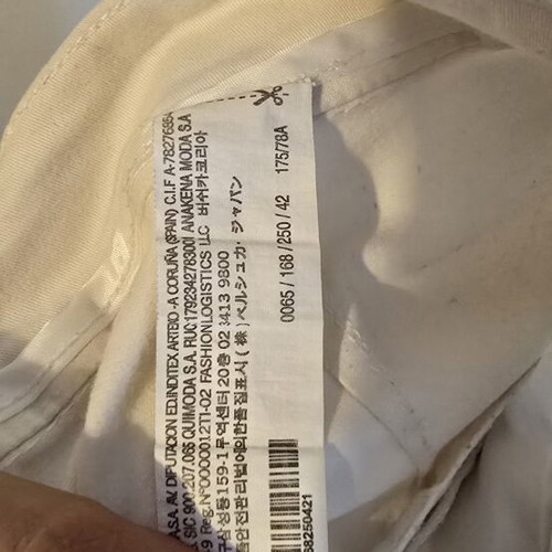 Bershka women's chino pants size 42 like new, white
