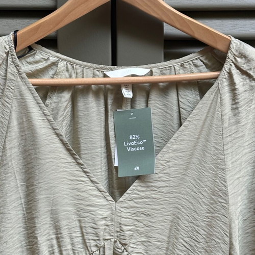 Women's dress H&M new, viscose, comfortable fit, size S