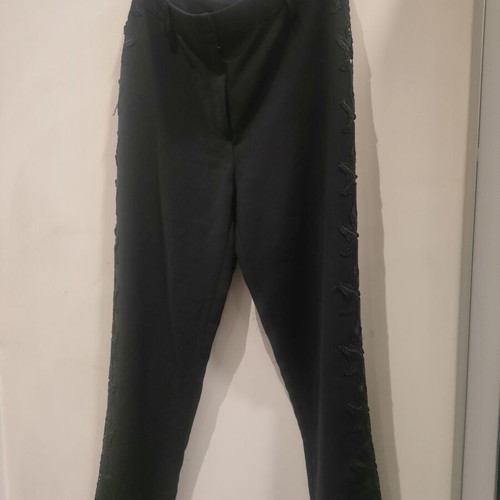 Pants black with lace side openings, like new, size M