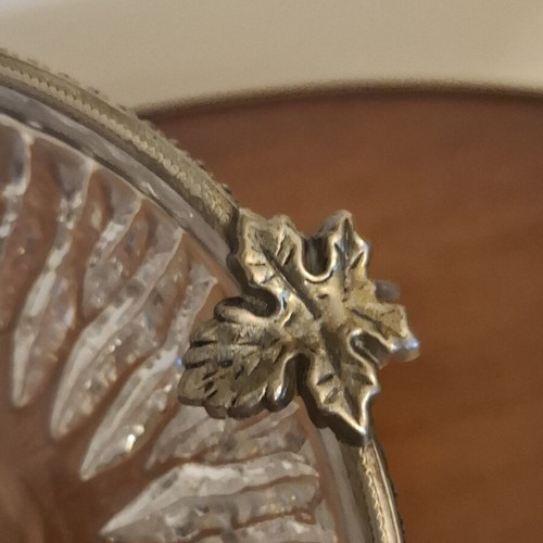 Vintage crystal bowl with decorative metal rim like new