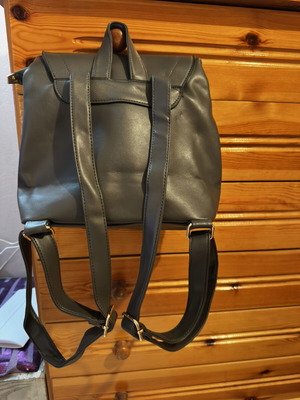 Backbag gray fabric backpack like new
