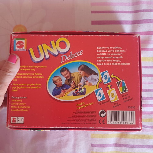 Uno Deluxe card game by Mattel new condition