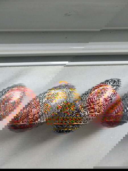 Ουκρανικά style Pysanky, 3 Αυγά Ξύλινα ζωγραφισμένα στο Χέρι, Real Ukranian Pysanky hand made.