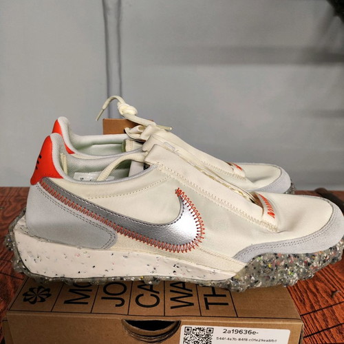 Nike Waffle Racer Crater athletic shoes new, size 40.5