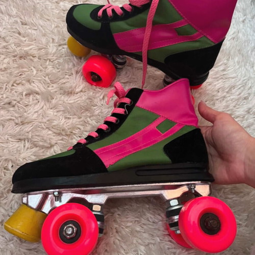 Leather roller skates like new, size 38
