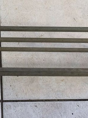 Brass hanger like new, 71 centimeters