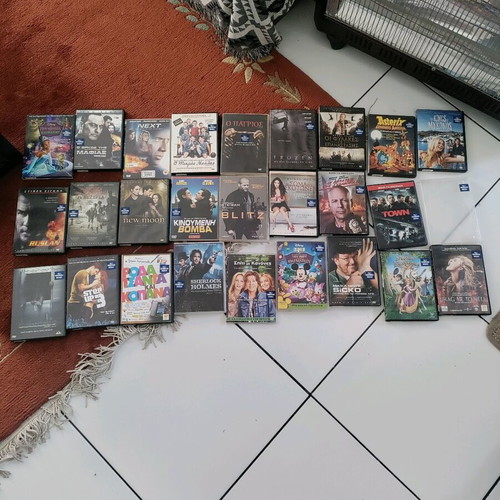 Empty DVD cases used, pack of 27 pieces