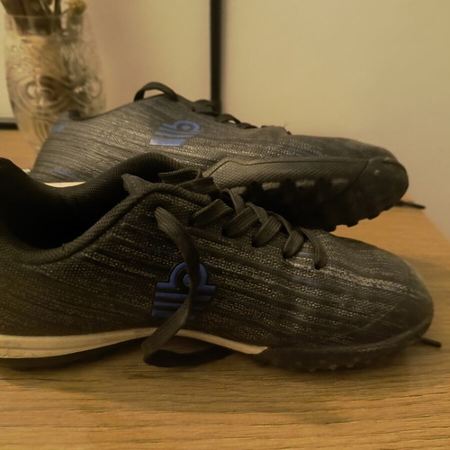 Admiral football shoes like new, size 33, black