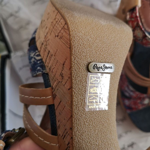 Pepe Jeans high-heeled sandals like new, size 38, blue multicolor