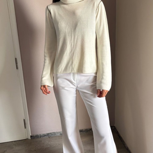 Women's turtleneck blouse like new, size M, white