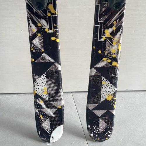 Armada skis used with bindings 137 cm