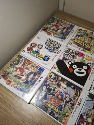 Nintendo 3DS комплект японски игри като нов, само на японски език