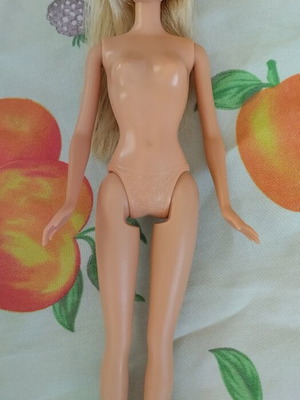 Barbie doll like new