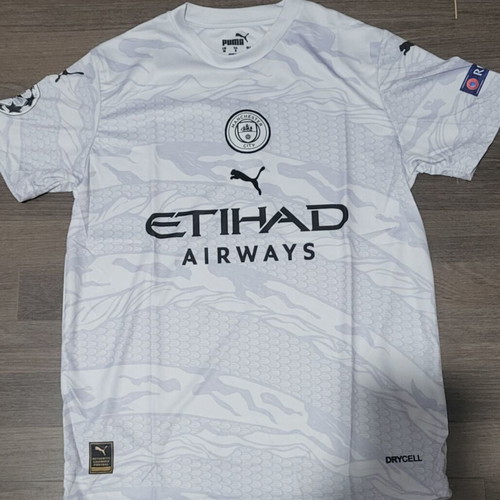 Manchester City official replica sports jersey Medium