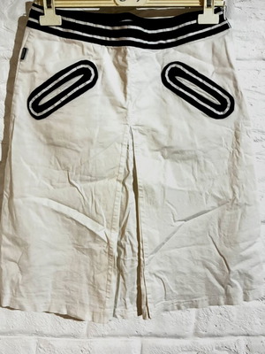 Φούστα Moschino Old Money Fashion σαν καινούργια, άσπρη