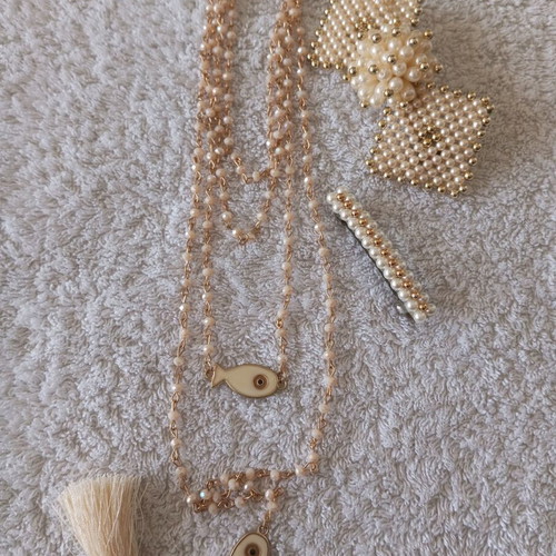 Handmade necklace and two hair clippers new, white and gold