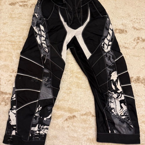 Paint Ball Pants men's new, size Large