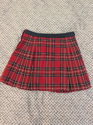 Iraklis Pantsios skirt like new, size L, black and red