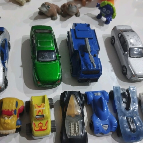 Various toys pack used
