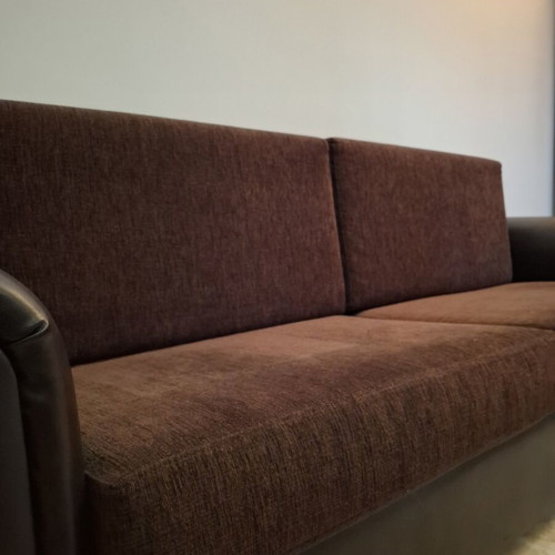 Three-seater sofa like new, genuine leather and fabric, walnut wood frame
