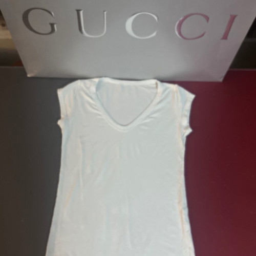 White women's V-neck top with cap sleeves, like new, size S