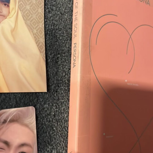 BTS Map of the Soul: Persona Album like new with V/RM Photocard