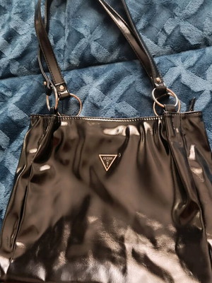 Guess shoulder bag black like new
