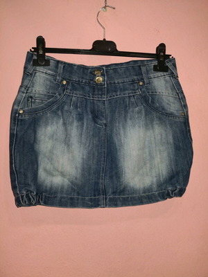 Y2K Mini Denim Skirt Okay like new, blue, sizes S-M