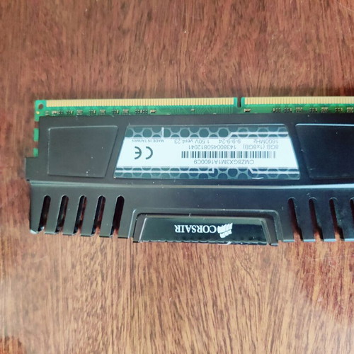 Corsair Vengeance 1x8GB 1600 MHz DDR3 desktop RAM like new