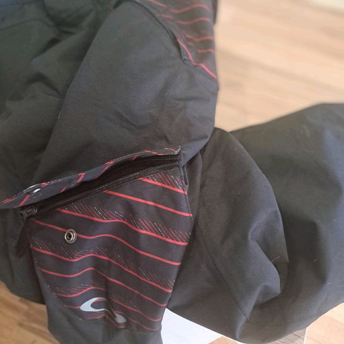 Oakley men's sports pants new, size L, black, with many pockets