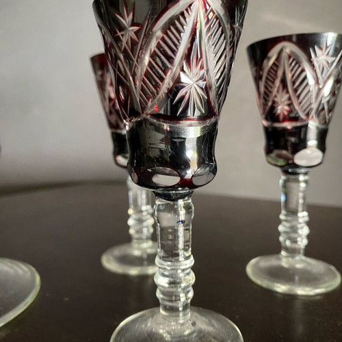 Vintage red glass liquor set like new