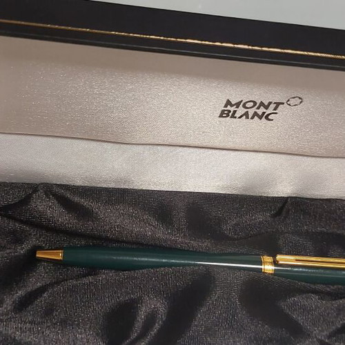 Mont Blanc Nobles Series 1985 pen like new, green rare color